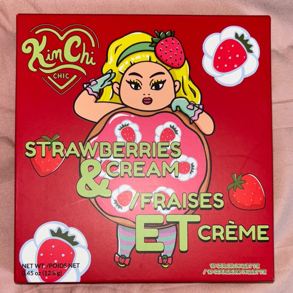 NIB.  ***KimChi Chic Strawberries & Cream Palette